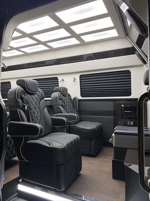Luxurious Mercedes Executive Sprinter 2019| Executive Custom Coach